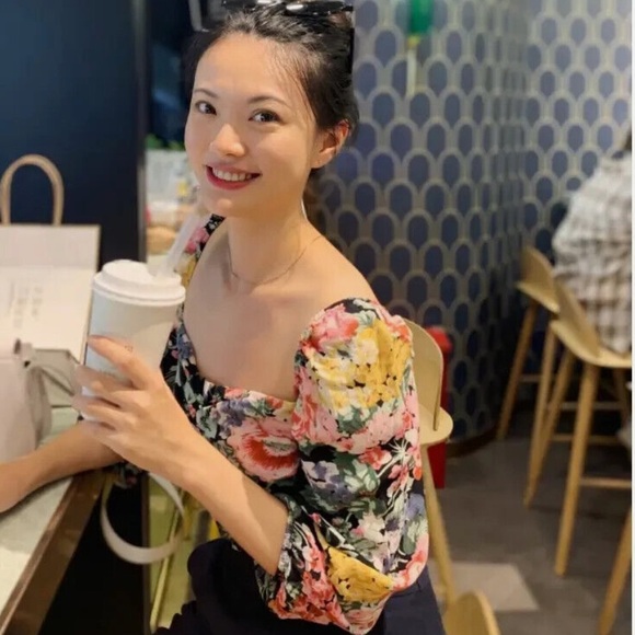 Zara Floral Print Puff Sleeve Top - Picture 6 of 7